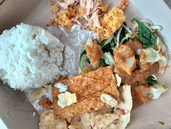 Gambar Makanan Ayam Goreng Suharti 20