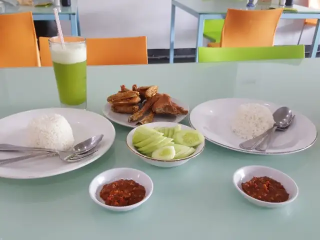 Gambar Makanan Sop Kui Sen 7