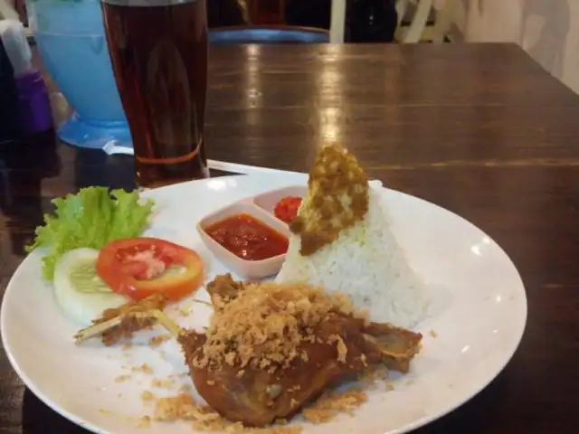 Gambar Makanan Begor (Bebek Goreng) 8