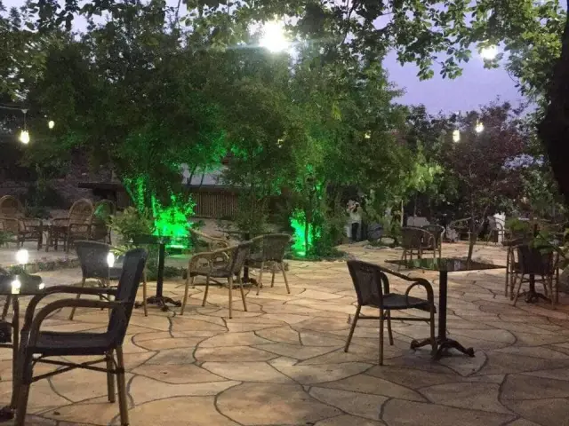 Qasr Cafe'nin yemek ve ambiyans fotoğrafları 5