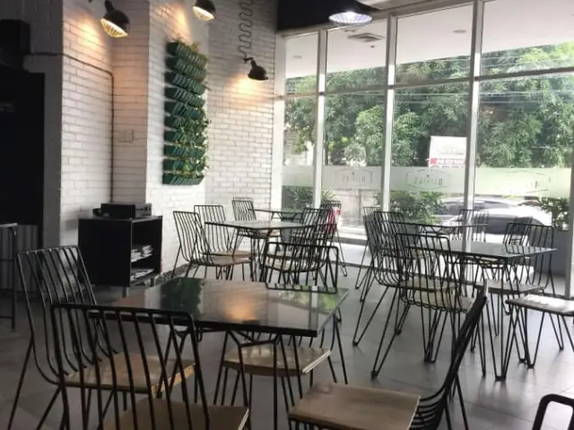 Olivia's Concept Cafe