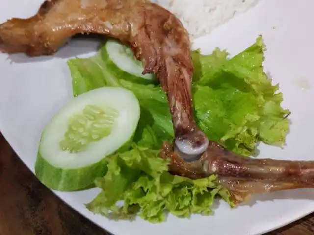 Gambar Makanan Ayam Kremes Bu Tjondro 15