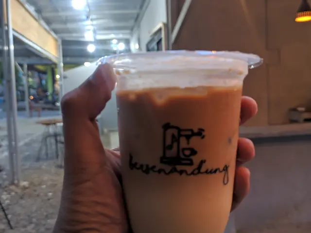 Gambar Makanan Bersenandung Coffee 2