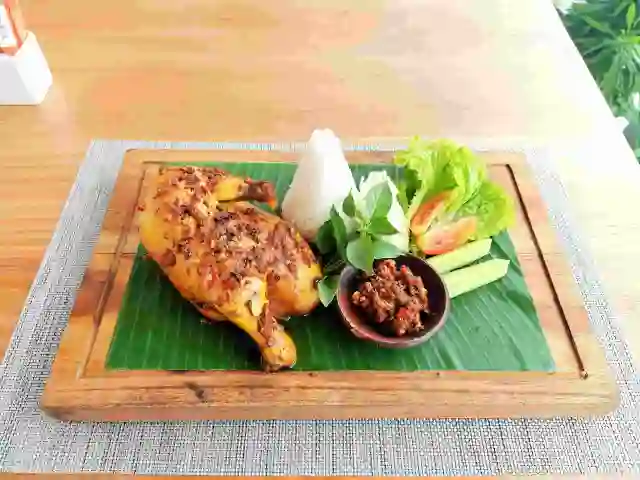 Gambar Makanan HARRIS Cafe - HARRIS Hotel Tebet 18