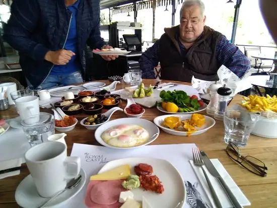 The Royal Castle Bistro'nin yemek ve ambiyans fotoğrafları 7