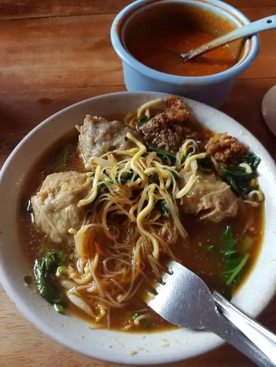 Gambar Makanan Bakso Seuseupan 8