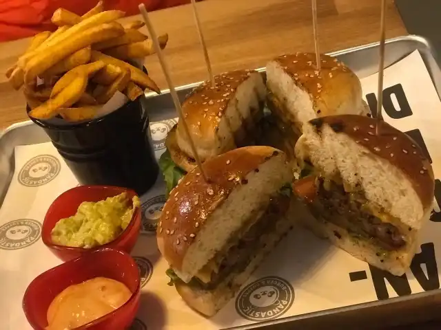 Pandastic Burger & Coffee'nin yemek ve ambiyans fotoğrafları 7