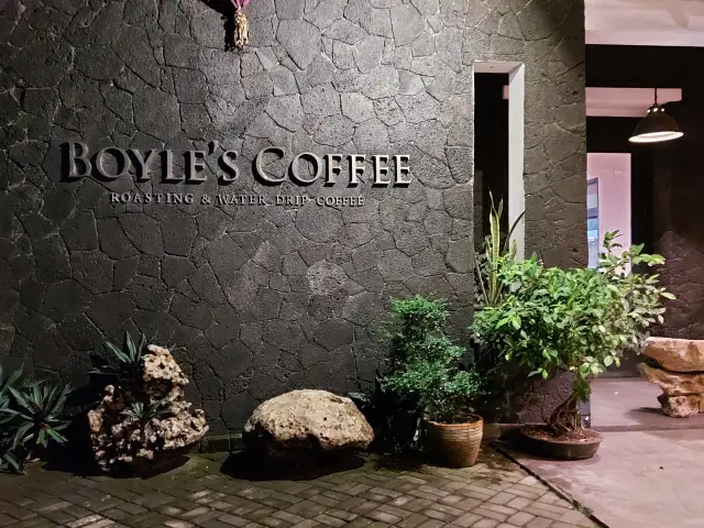 Gambar Makanan Boyle's Coffee 3