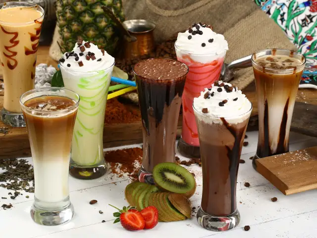 BIG BOSS CAFE FRAPPE & SINKERS - SUMPONG Food Photo 1
