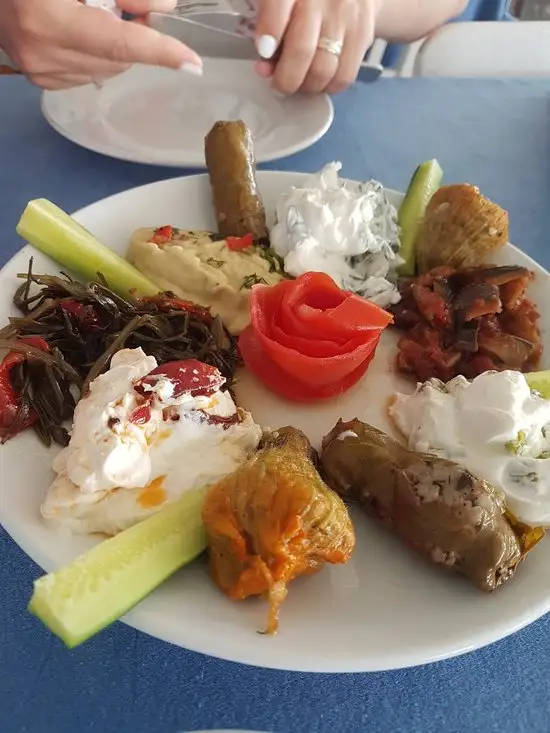 Thenes Restaurant'nin yemek ve ambiyans fotoğrafları 9