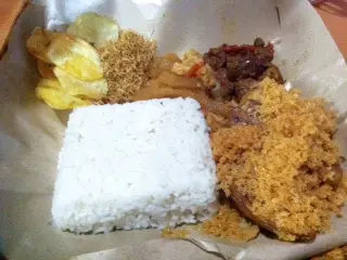 Gambar Makanan SotoBuTjondro 11