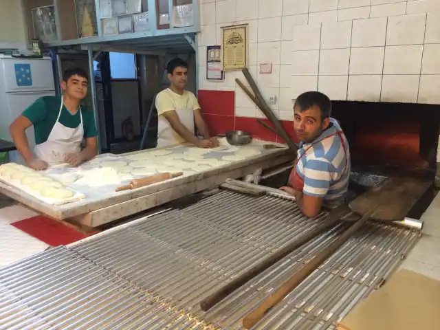 ÖZELLER pide ve lahmacun fırını'nin yemek ve ambiyans fotoğrafları 4