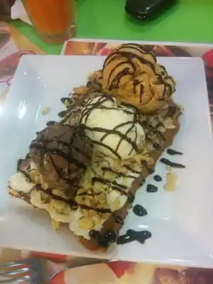 Waffle&apos; Ci Kaan