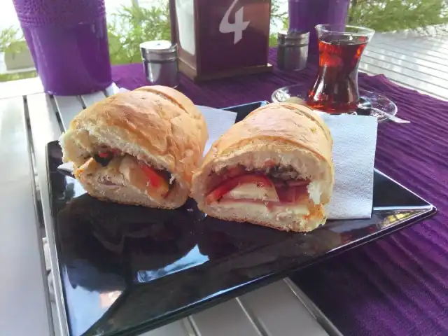 Erguvan Cafe'nin yemek ve ambiyans fotoğrafları 5