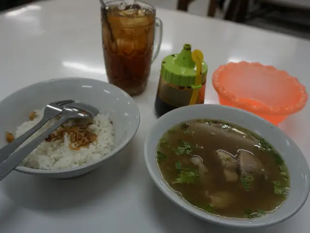 Gambar Makanan Sop Ayam Pak Min Klaten 7