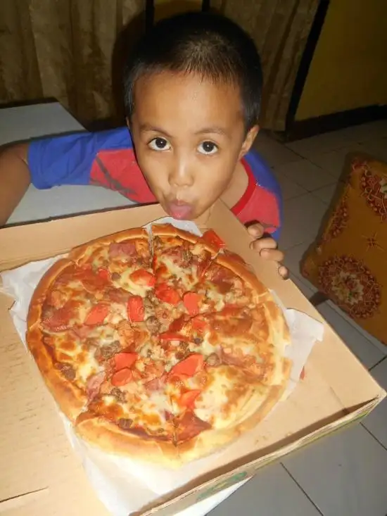 Gambar Makanan Pizza Ria Kafe 1