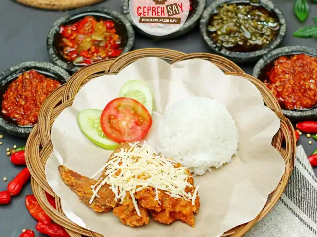 Gambar Makanan Geprek Say By Shandy Aulia, Padang 2