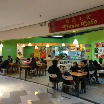 Vinnie Cafe