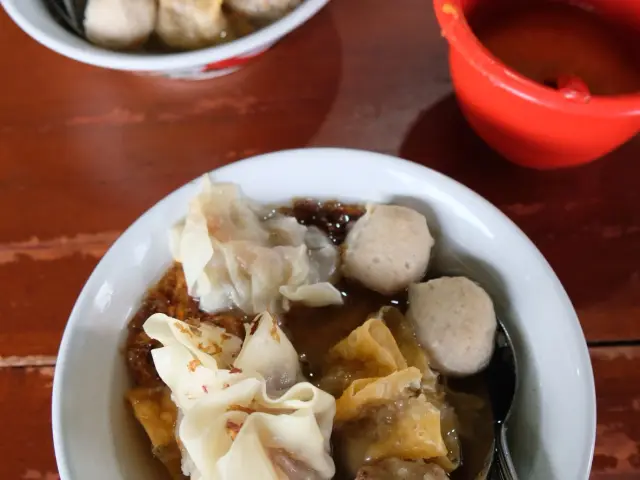 Gambar Makanan Bakso Bakwan Khas Malang 1