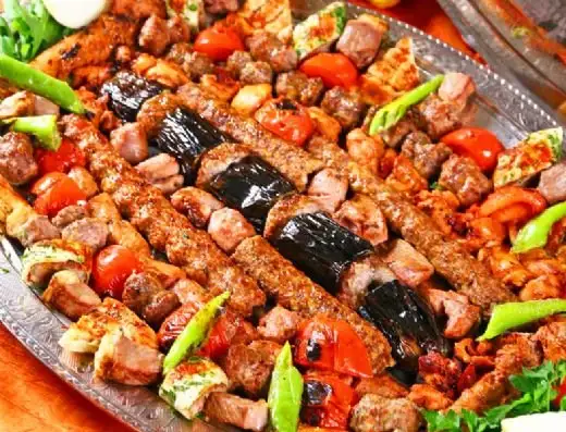 Istanbul Kebab Cafe & Restaurant'nin yemek ve ambiyans fotoğrafları 2