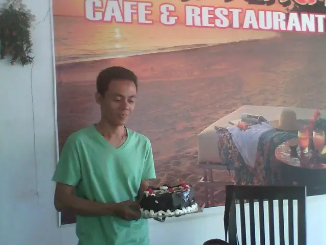 Gambar Makanan Glory Beach Cafe and Restaurant 4