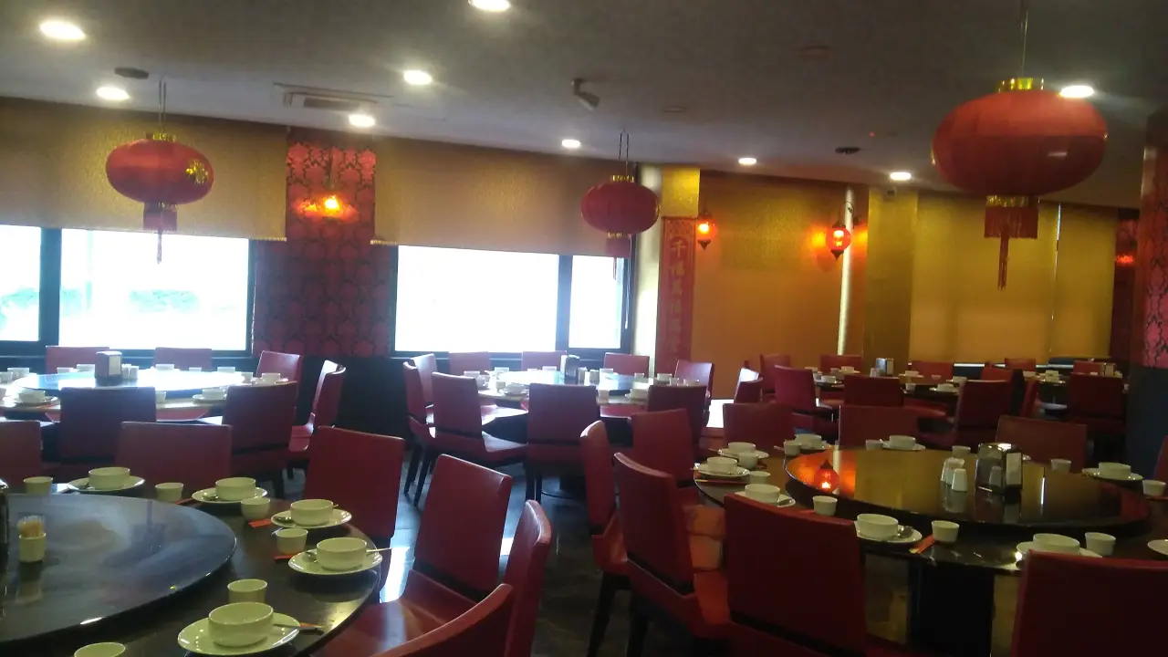 East & Food Chinese Restaurant
