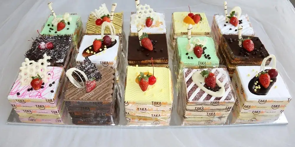 Takadeli Cake Boutique, Batu Aji