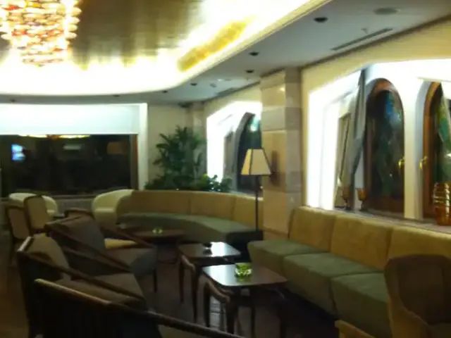 Lobby Lounge - Mona Hotel