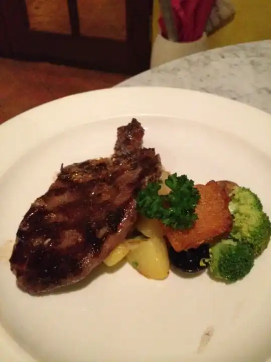 Tom's Food Photo 6