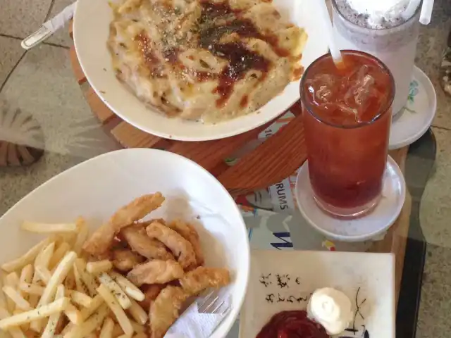 Tomo Cafe Food Photo 17