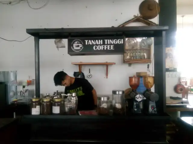 Gambar Makanan Tanah Tinggi Coffee 2