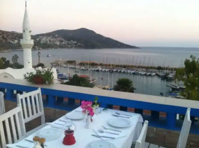 Zinbad Hotel & Restaurant'nin yemek ve ambiyans fotoğrafları 1