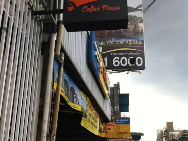 Chillax Coffee House