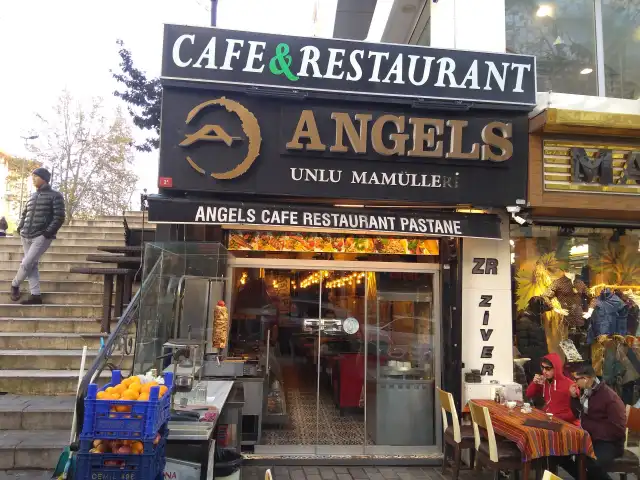 Angels Cafe Restaurant Pastine'nin yemek ve ambiyans fotoğrafları 23