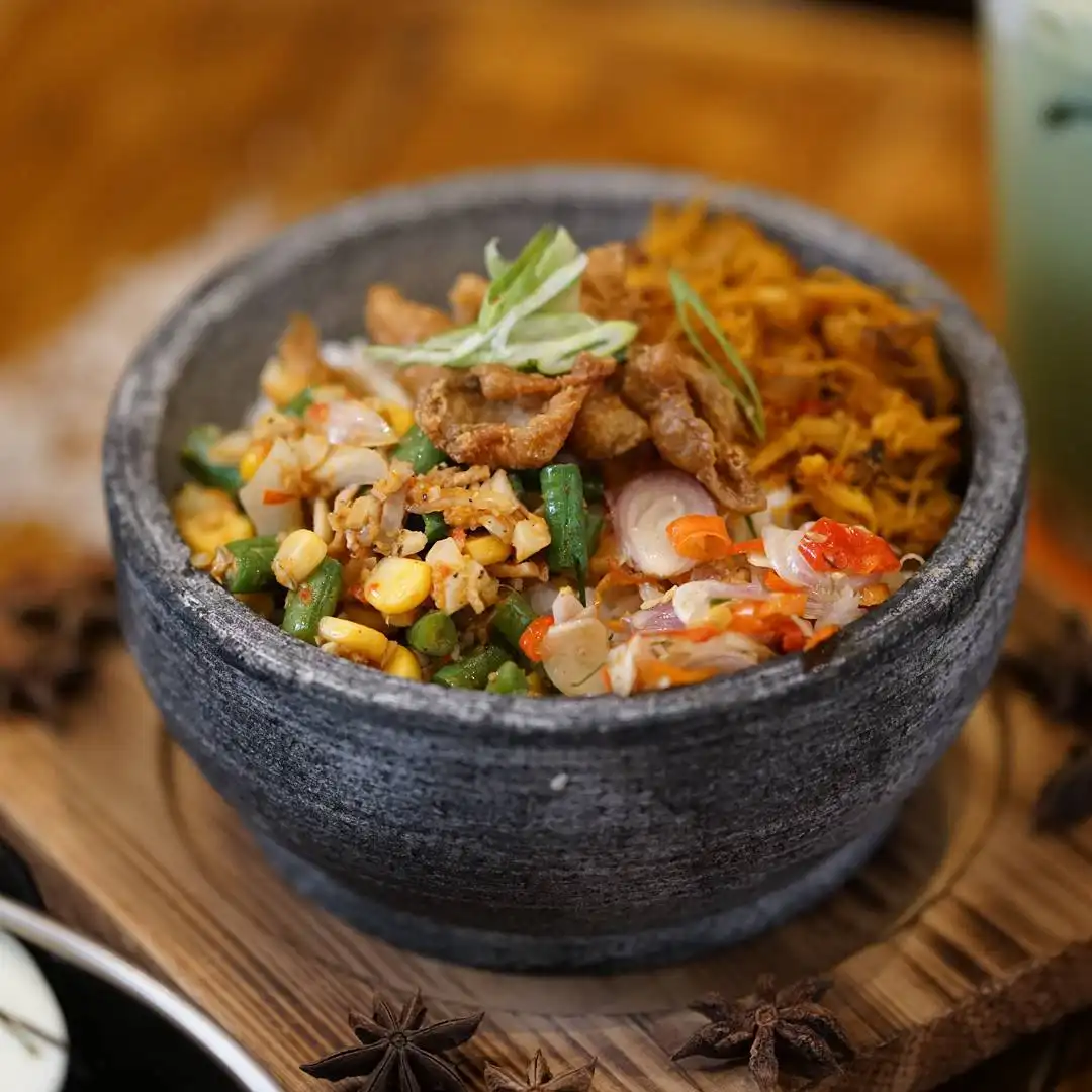 Djempolan Rice Bowl & Noodles