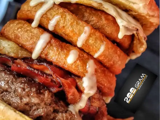 Burger & Sausage 200 Gram'nin yemek ve ambiyans fotoğrafları 46