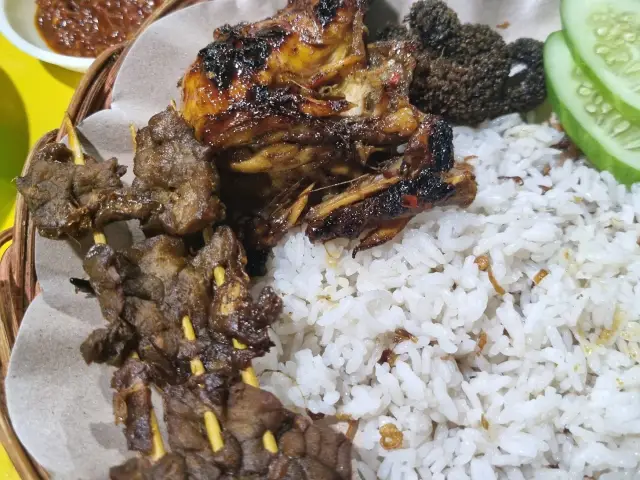 Gambar Makanan Nasi Uduk Gandaria 15