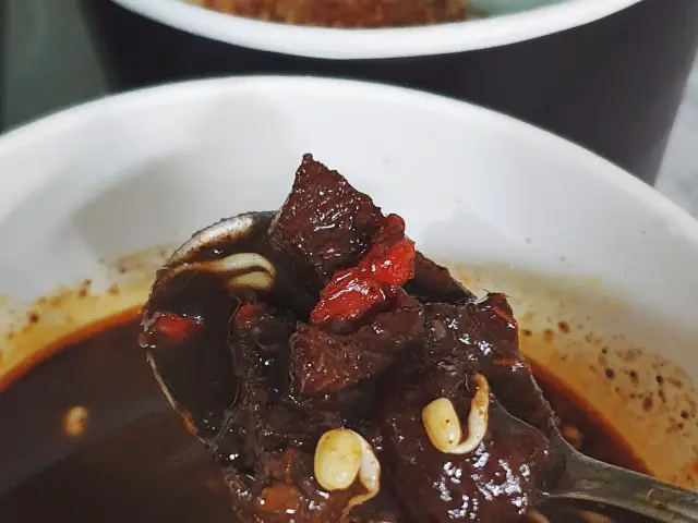 Gambar Makanan Rawon Bar 17