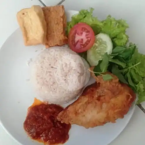 Gambar Makanan Nasi Kuning Unyil, Ujung Pandang 9