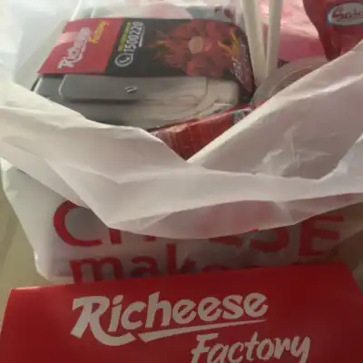 Richeese Factory