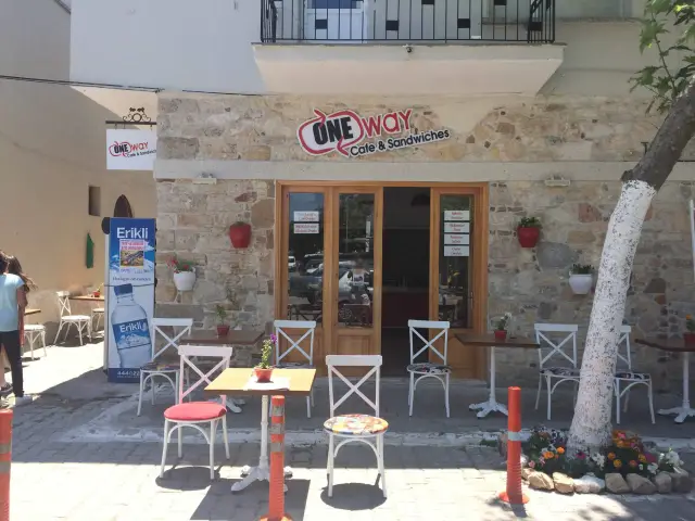 One Way Cafe & Sandviç'nin yemek ve ambiyans fotoğrafları 2