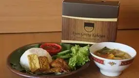 Ayam Goreng Kabayan (AGK), Slamet Riyadi Raya