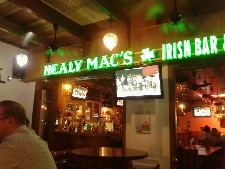 Healy Mac's Irish Bar & Restaurant