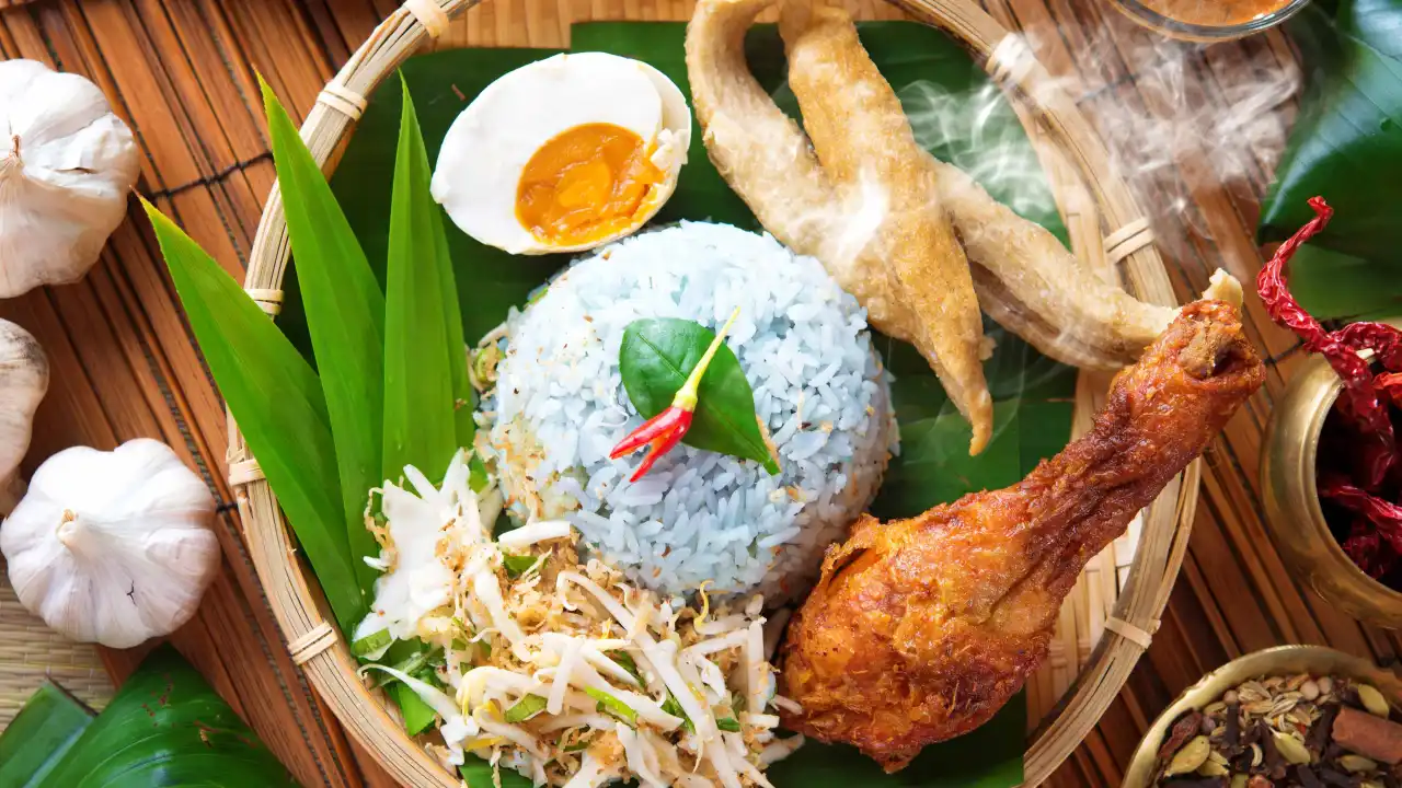 WARUNG GENG NASI KERABU