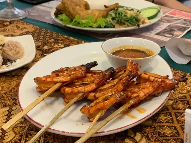 Gambar Makanan Pesta Keboen Restoran 47