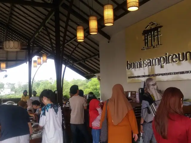 Gambar Makanan Bumi Sampireun 9