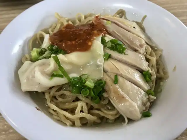 Gambar Makanan Bakmi Ayam Alok 15