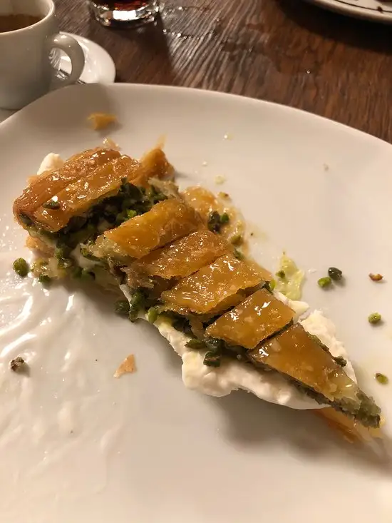 Nusr-Et Steakhouse Sandal Bedesteni'nin yemek ve ambiyans fotoğrafları 61