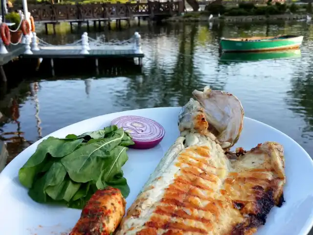 Göl Et Balık Restaurant'nin yemek ve ambiyans fotoğrafları 23