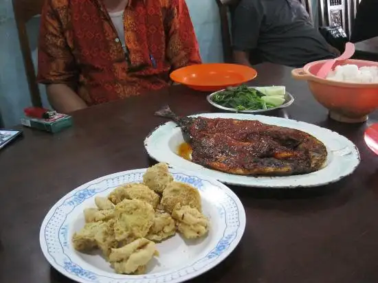 Gambar Makanan Warung Biru 18